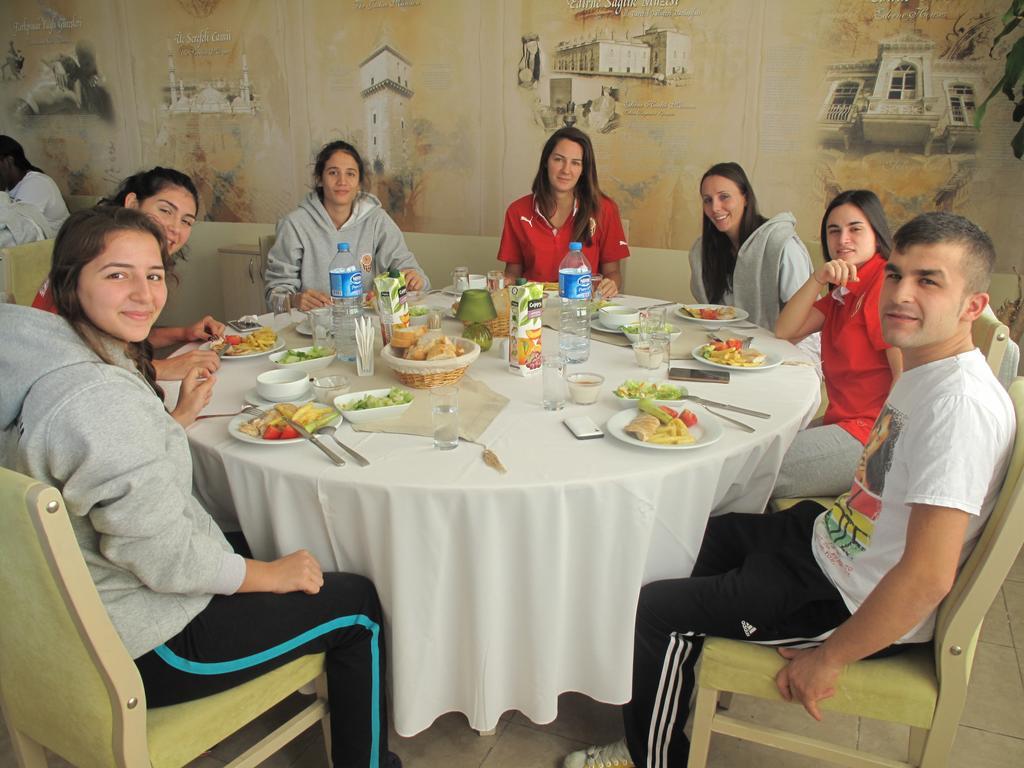 Hotel Simsek Edirne Extérieur photo